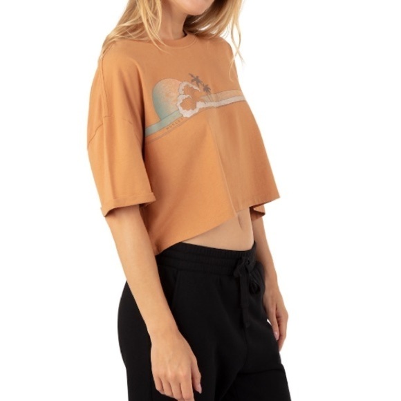 Hurley Good Horizon’s Boyfriend Crop Top - Picture 3 of 5